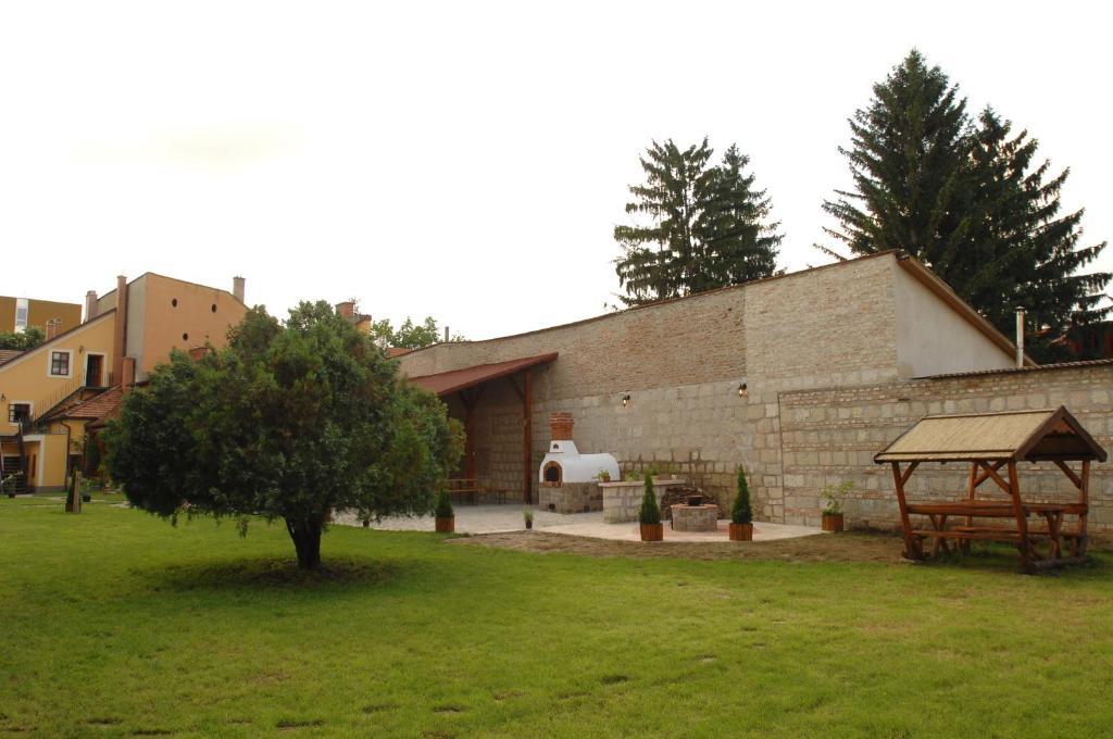 Hotel Eletfa Vendeghaz Erlau Exterior foto